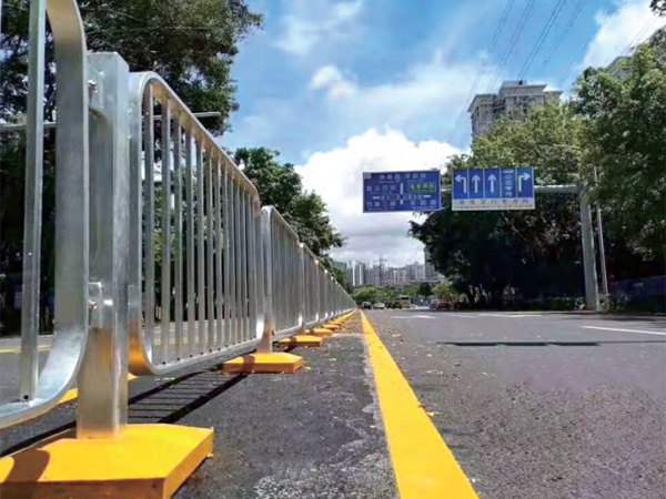 道路護欄