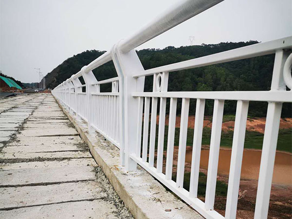 河道護欄